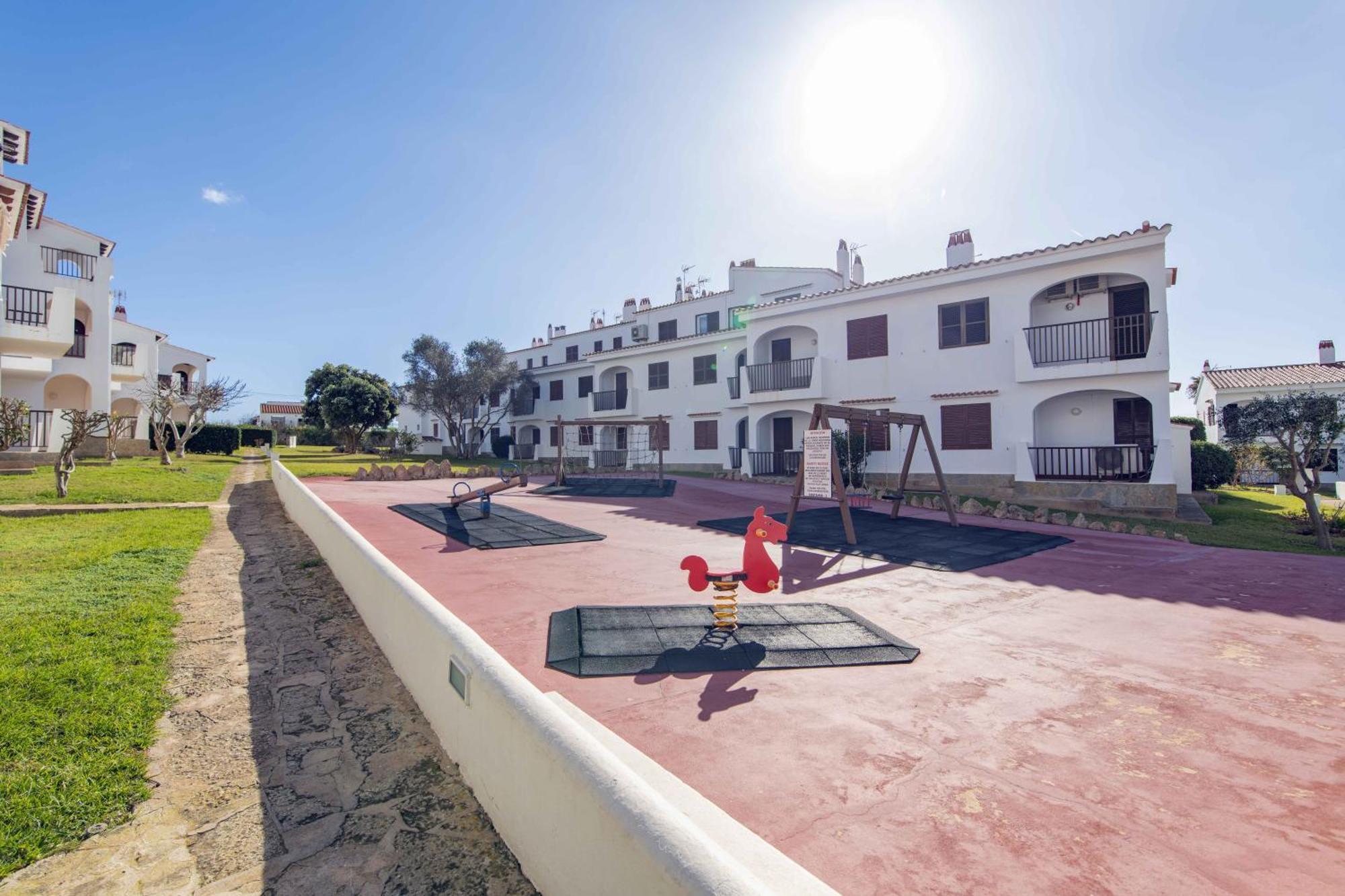 Siesta Mar One Bedroom Apartments Cala En Porter  ภายนอก รูปภาพ