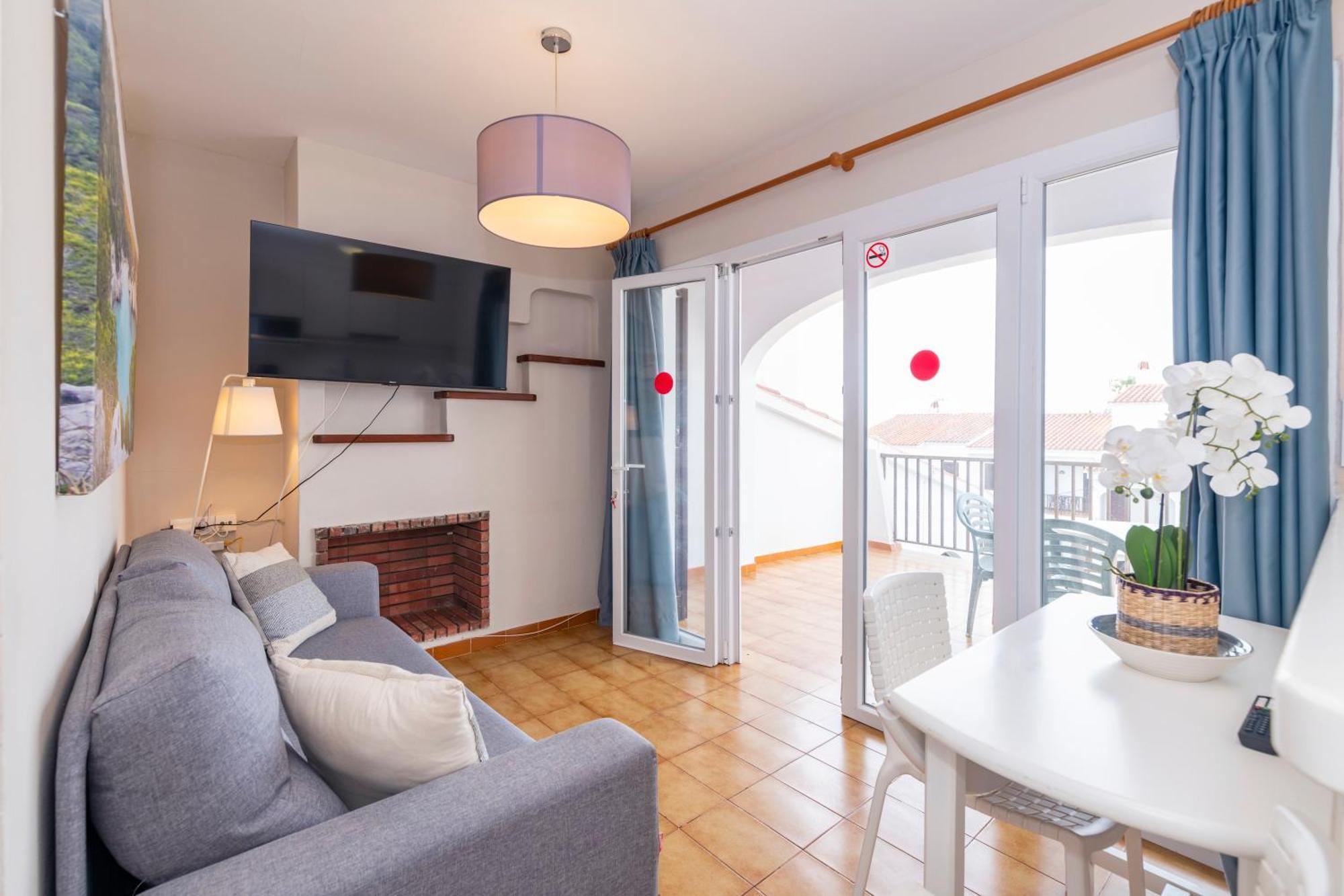 Siesta Mar One Bedroom Apartments Cala En Porter  ภายนอก รูปภาพ